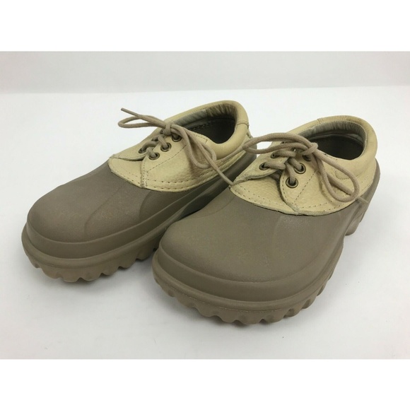 crocs with leather laces